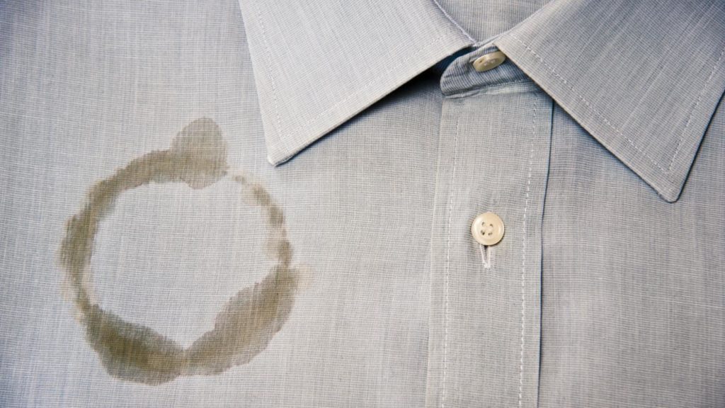 how to remove grease stains from clothes
