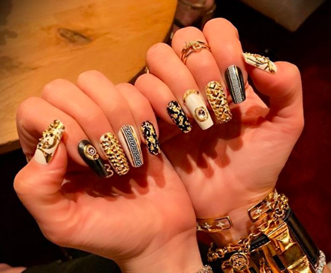40 Gorgeous Hollywood Nails
