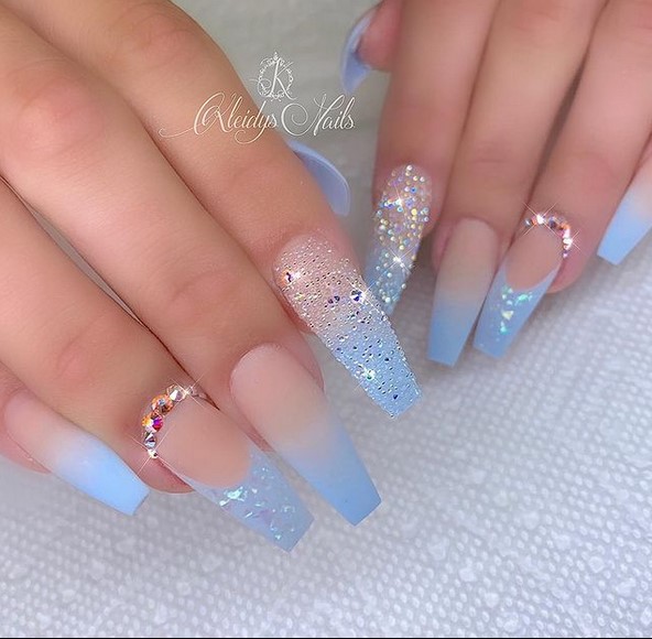 Blue acrylic nails