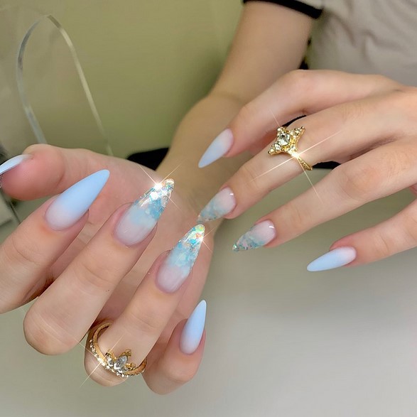 Blue coffin nails with glitter