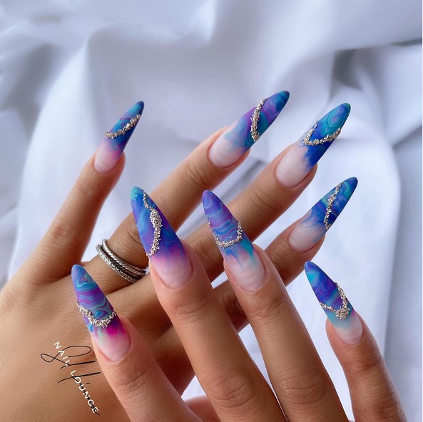 Blue ombre metallic nails