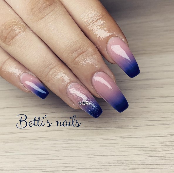 Blue ombre nails with rhinestone