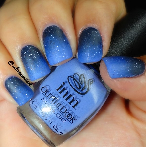 Matte blue ombre nails