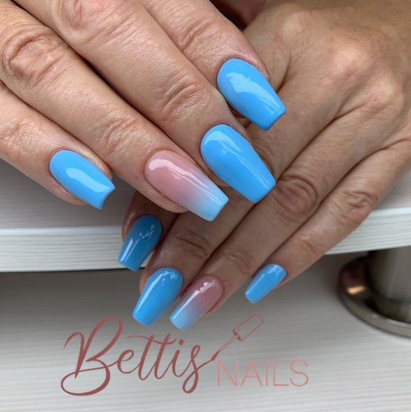 blue ombre nails acrylic